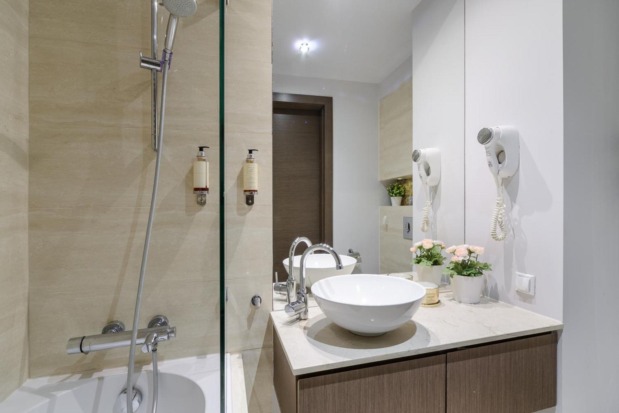 Lumina Apartments Near Warsaw Uprising Museum Ngoại thất bức ảnh